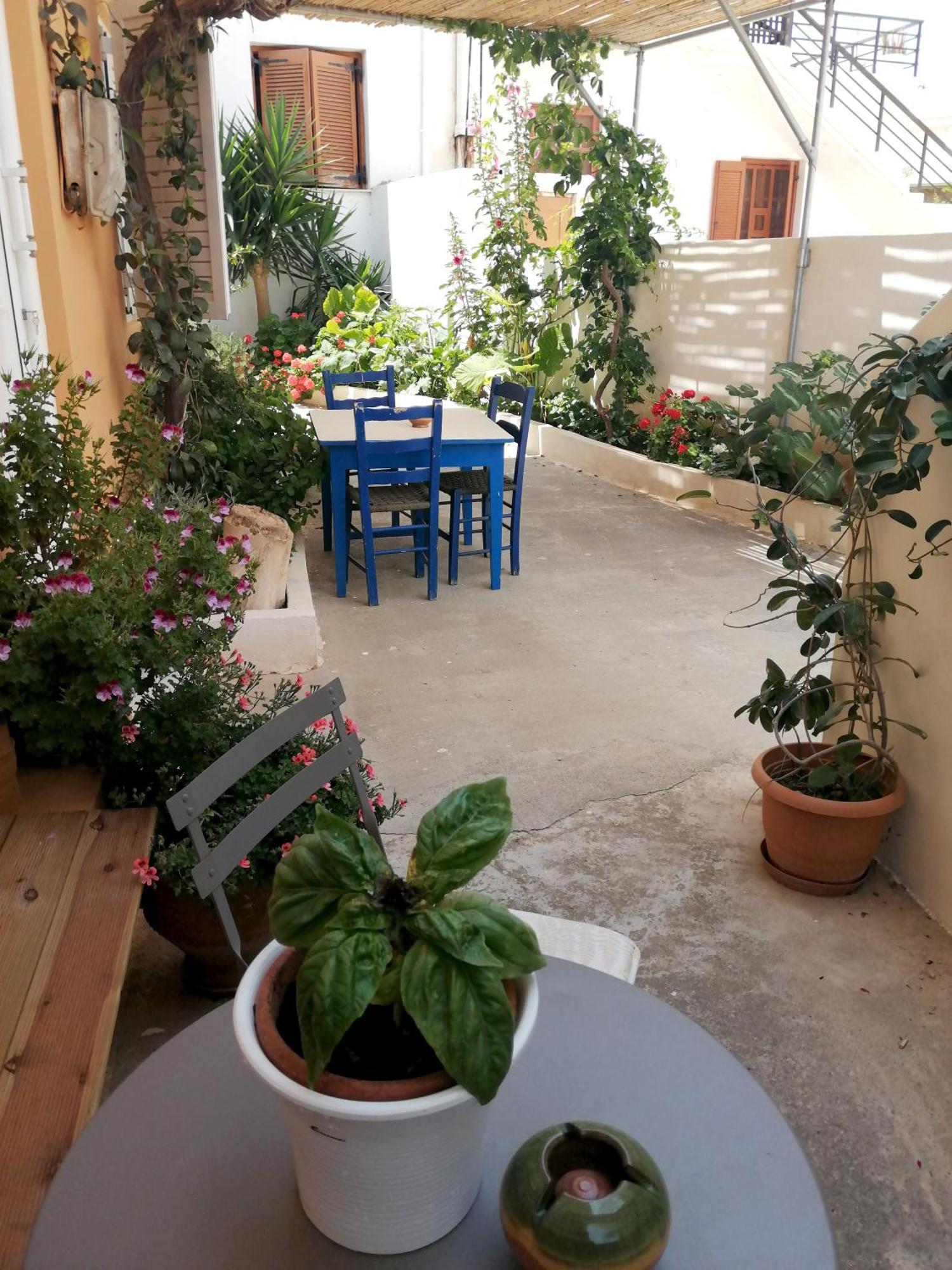Katerina Rooms & Studios Palekastro Exteriör bild